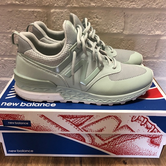 new balance size 9 mens